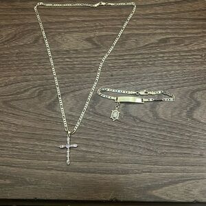 Boutique Jewerly Bracelet with turtle and pink cross necklace